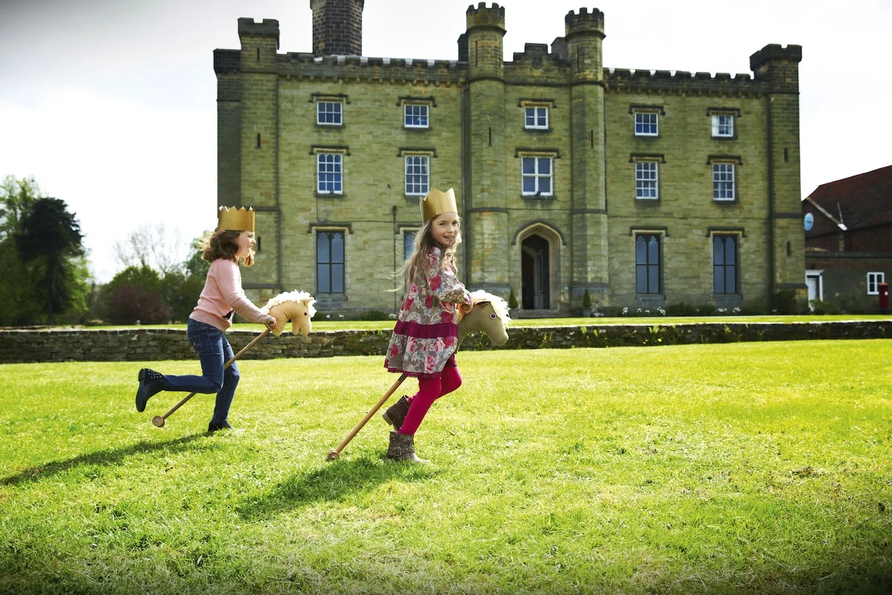 Monsoon Children: Μία Παραμυθένια Συλλογή AW13