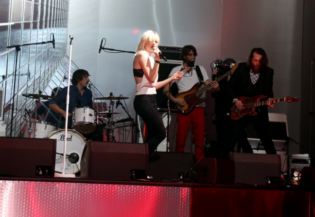 HollySiz (4)_low.png