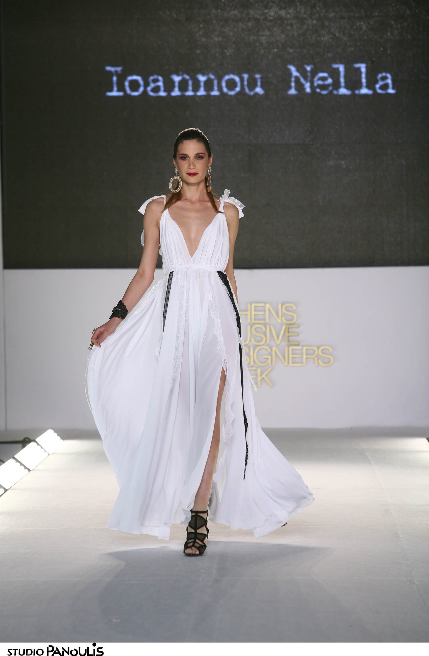 CATWALK/ NELLA IOANNOU