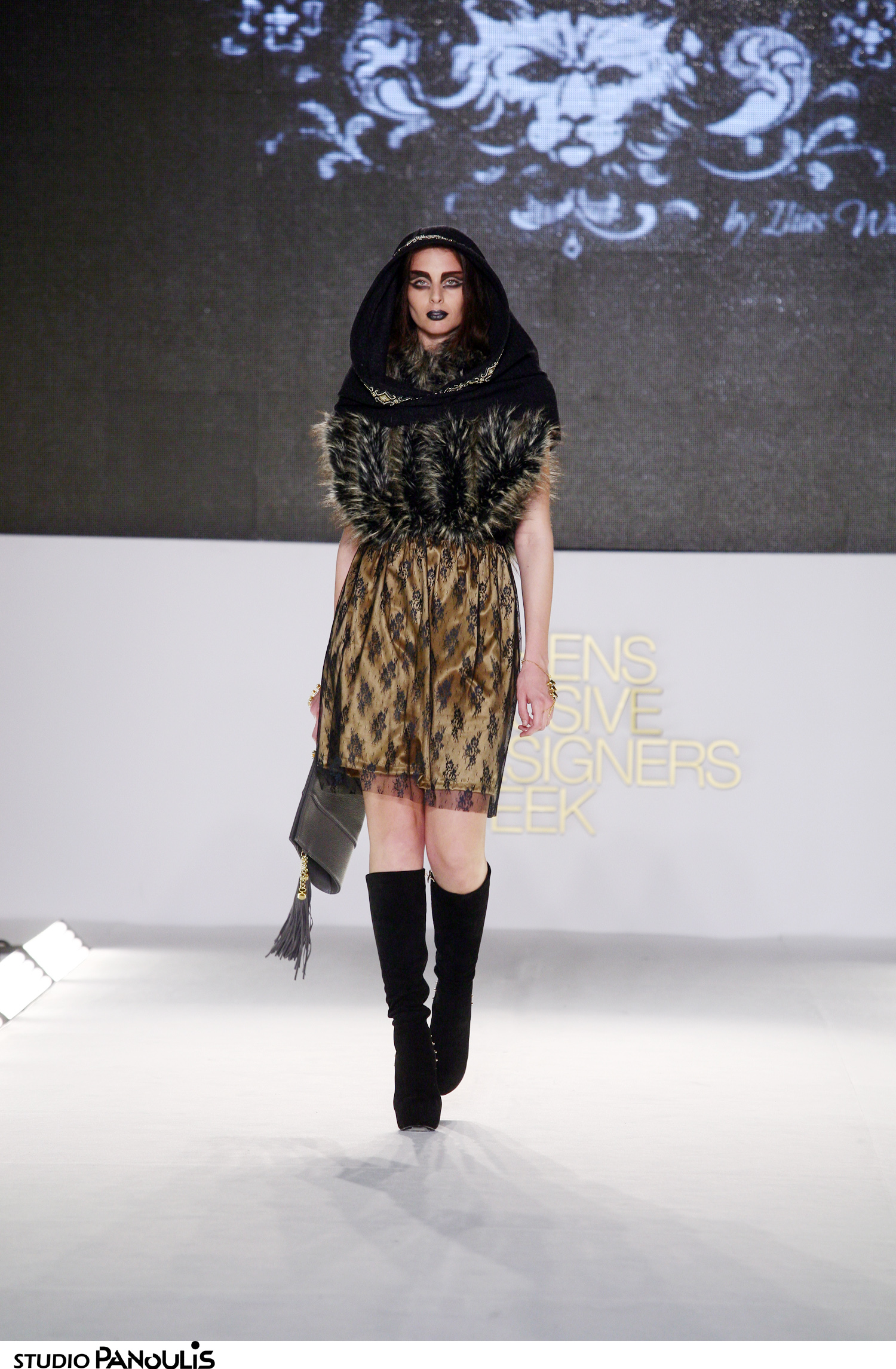 CATWALK/ LEON