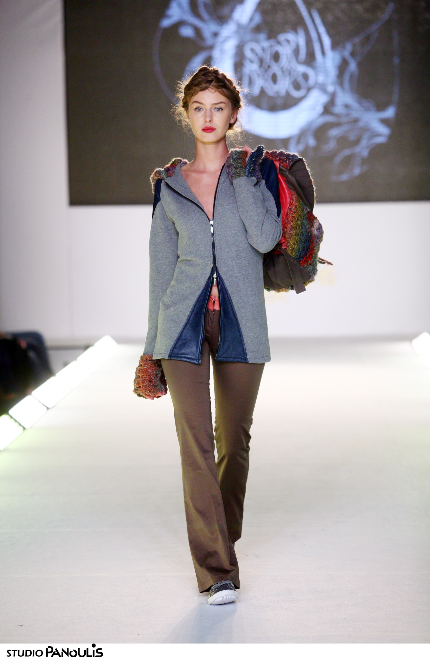 CATWALK/ STORYDROPS