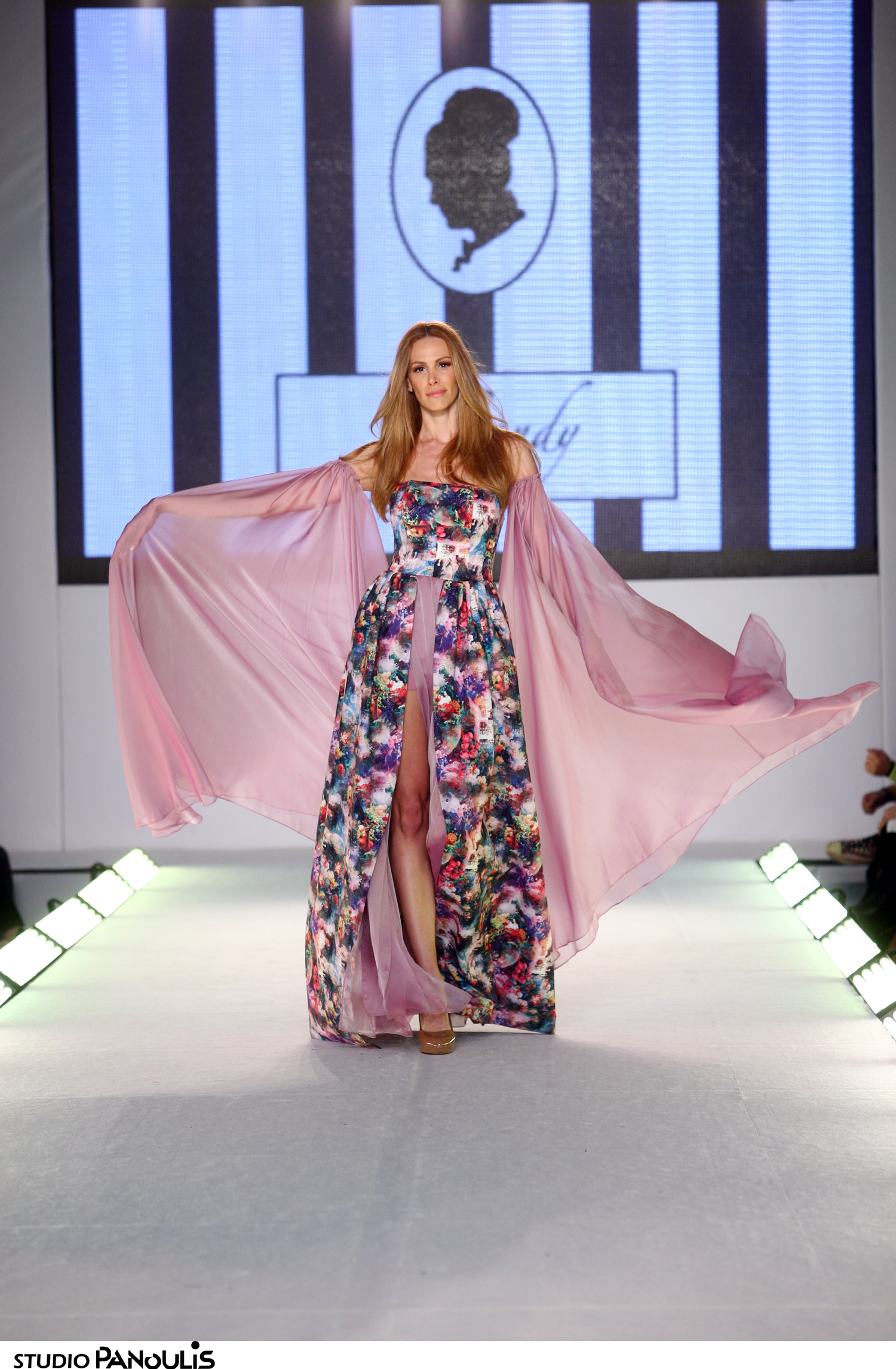 CATWALK/ SANDY ANTONIOU