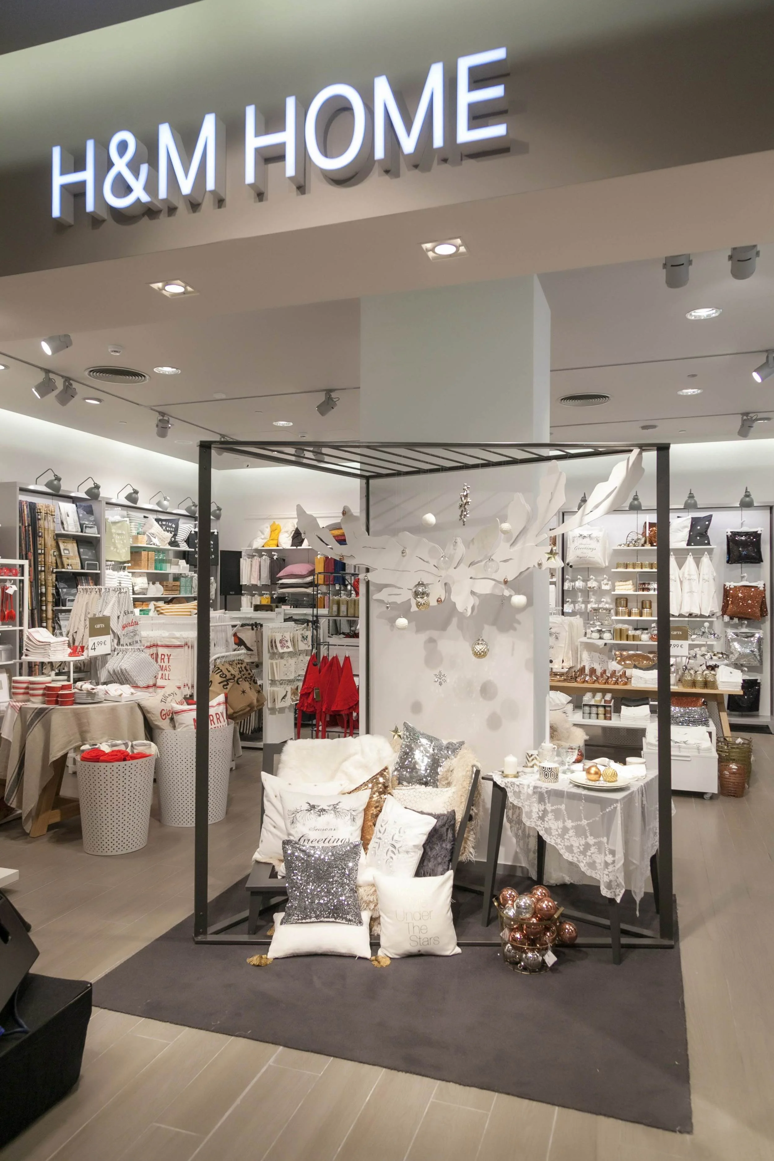 Η H&M HOME γιόρτασεν το πρώτο της SPOT στην ΑΤΤΙΚΗ!