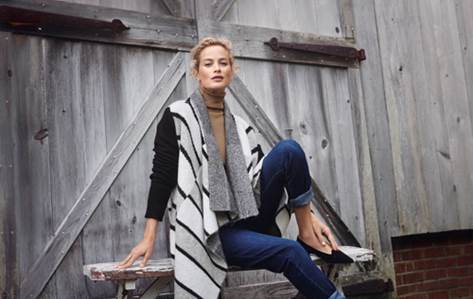 Relaxed skinny mid Indigo jean 29.95€.jpg