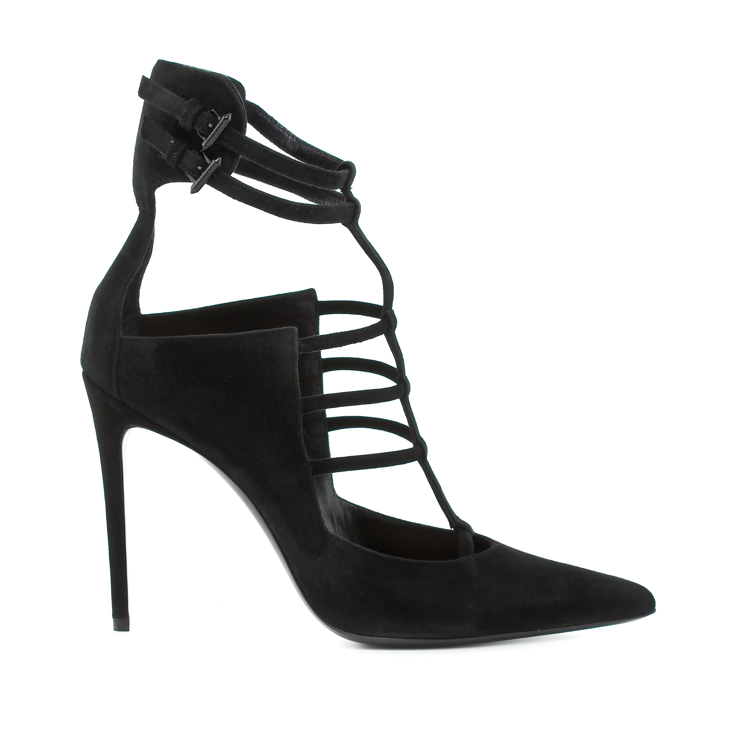 Η χειμερινή συλλογή της σχεδιάστριας Barbara Bui έφτασε στα καταστήματα Καλογήρου 