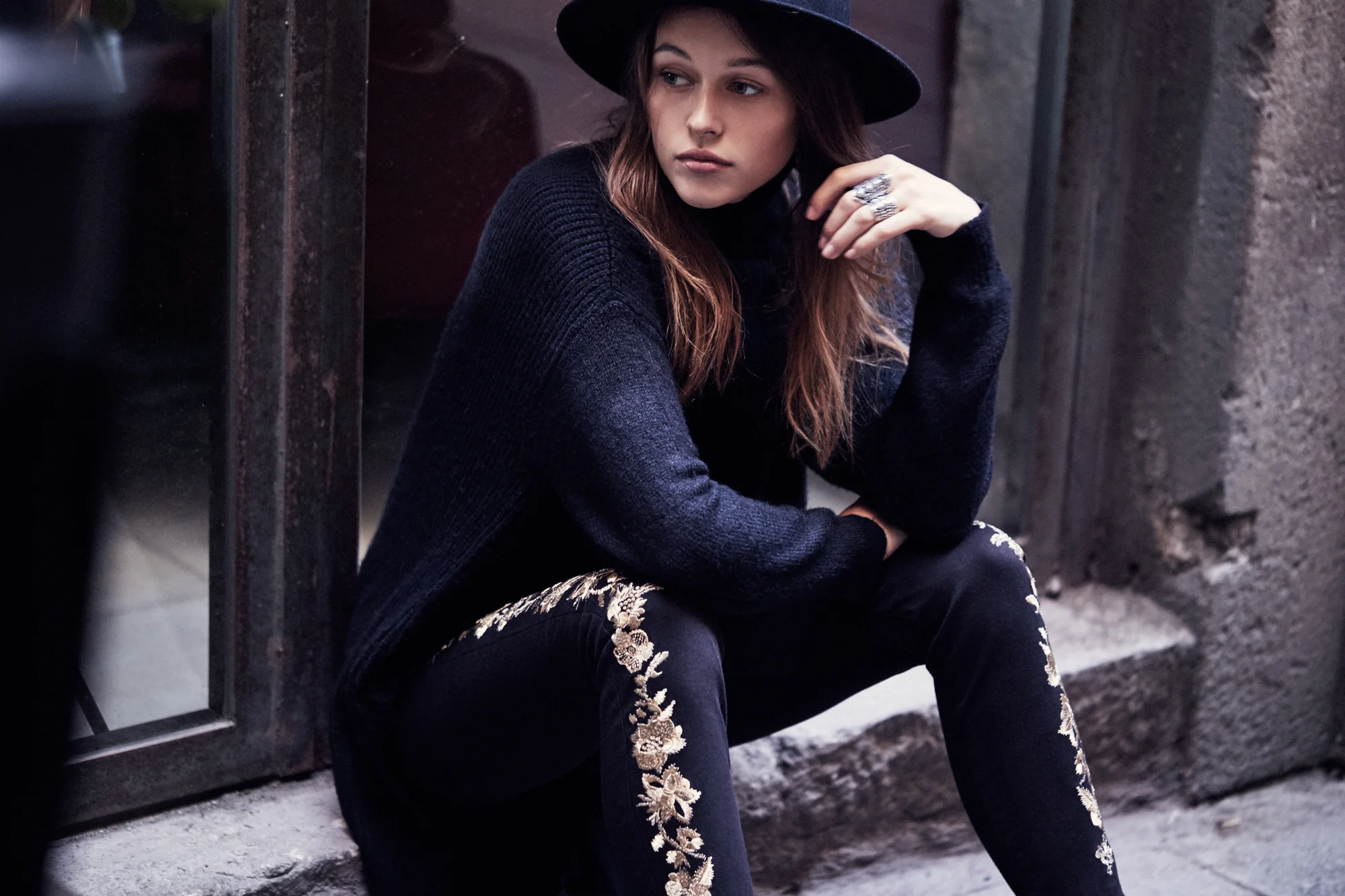 Bershka - October look book (15).jpg