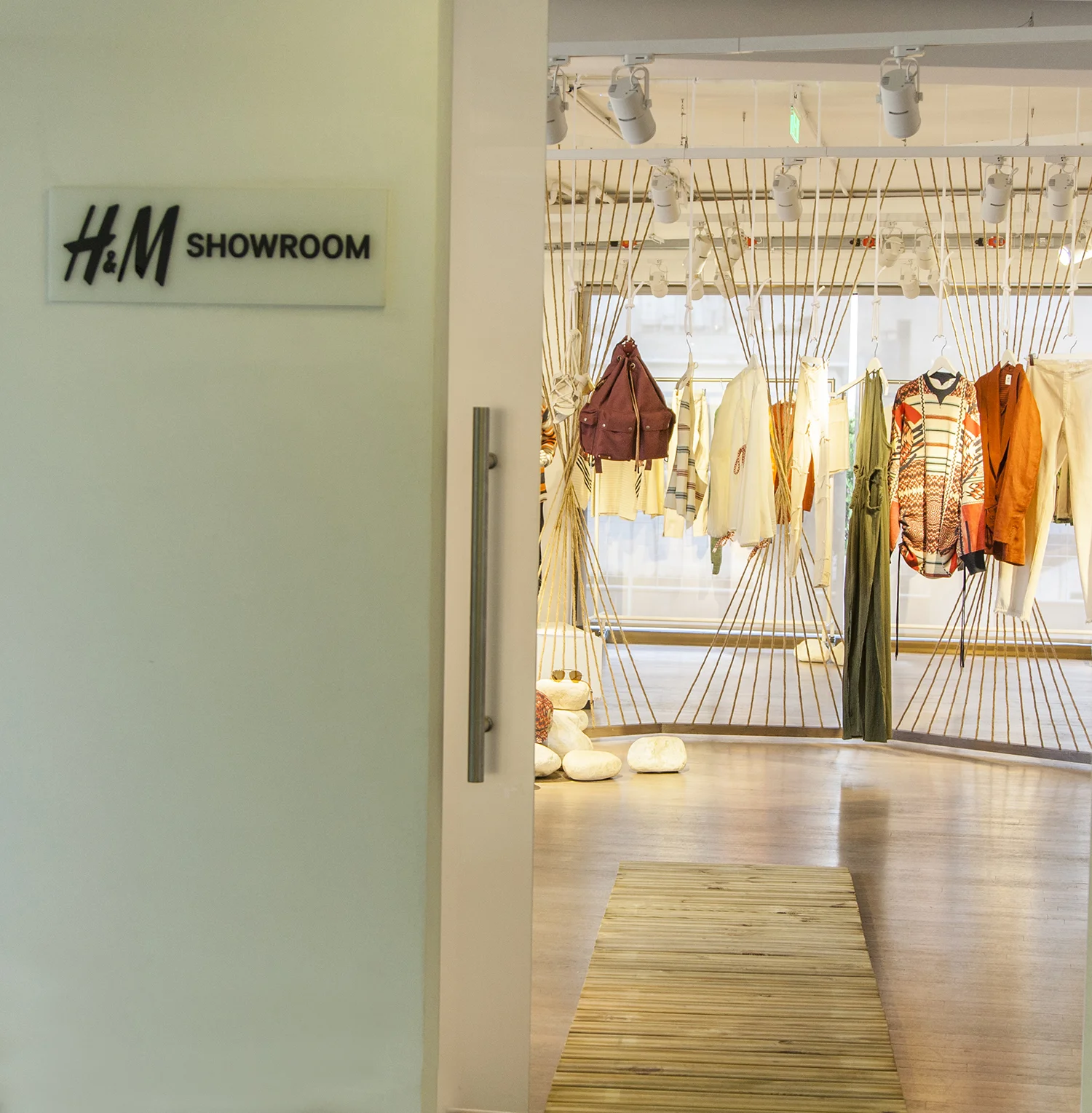 Open House για την γυναικεία & ανδρική συλλογή H&M Studio S/S16