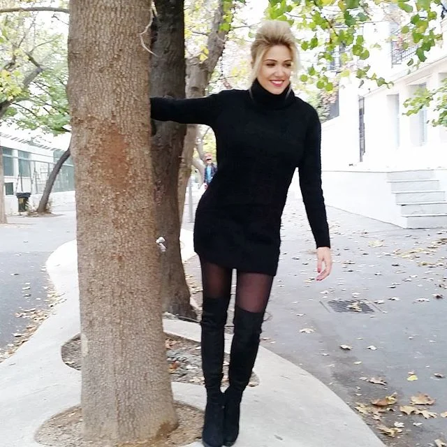 Το total black look της λαμπερής Έλενας Παπαβασιλείου που ξεχώρισε!  
