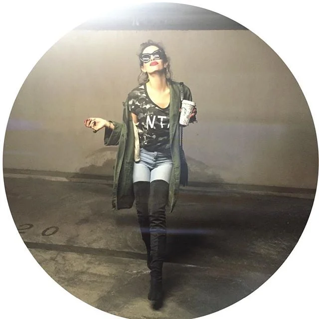 Ξεχωριστό styling για τις over the knee boots από την Φουρέιρα!