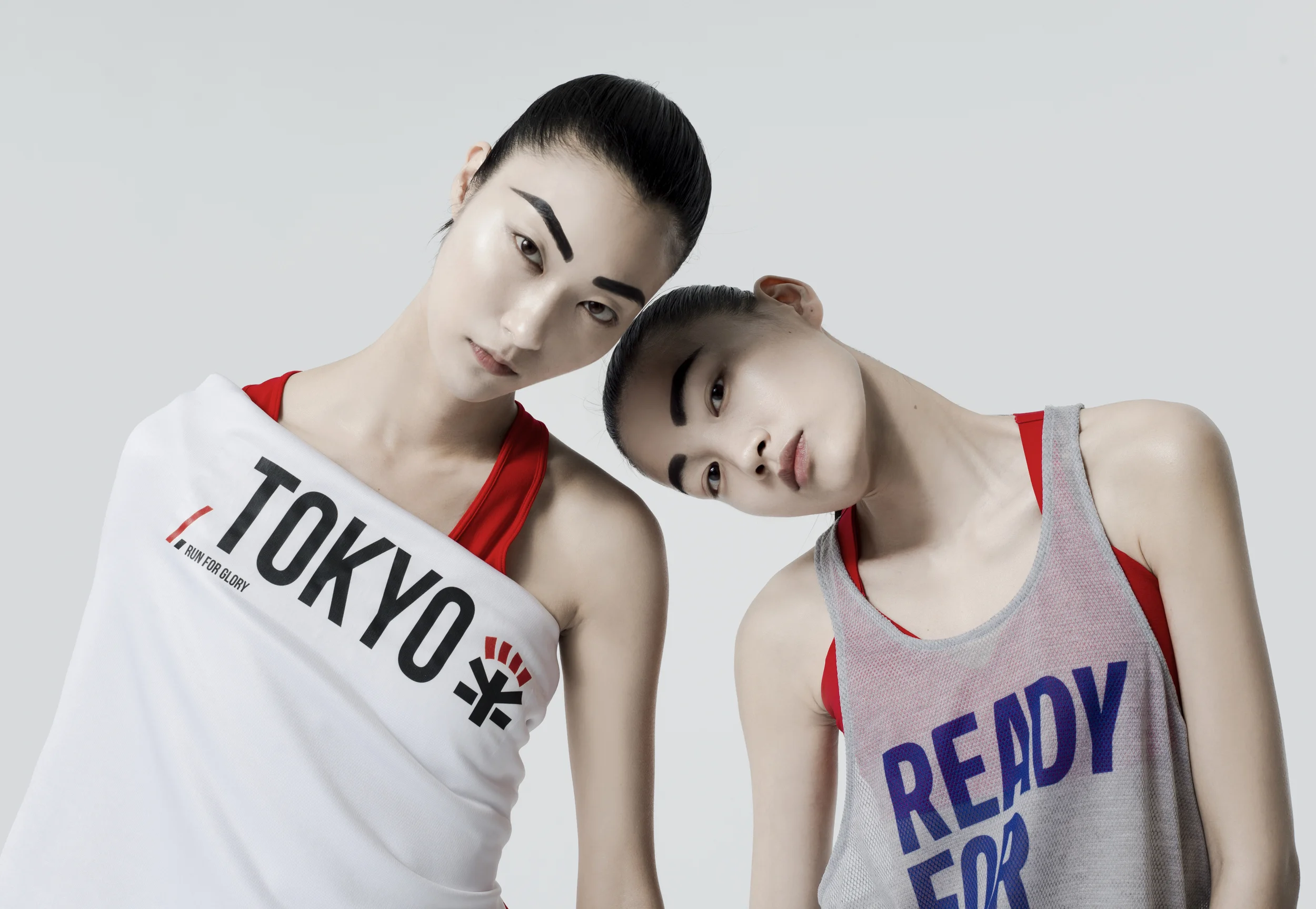 Η OYSHO παρουσιάζει την  νέα fitness collection ‘Warrior’