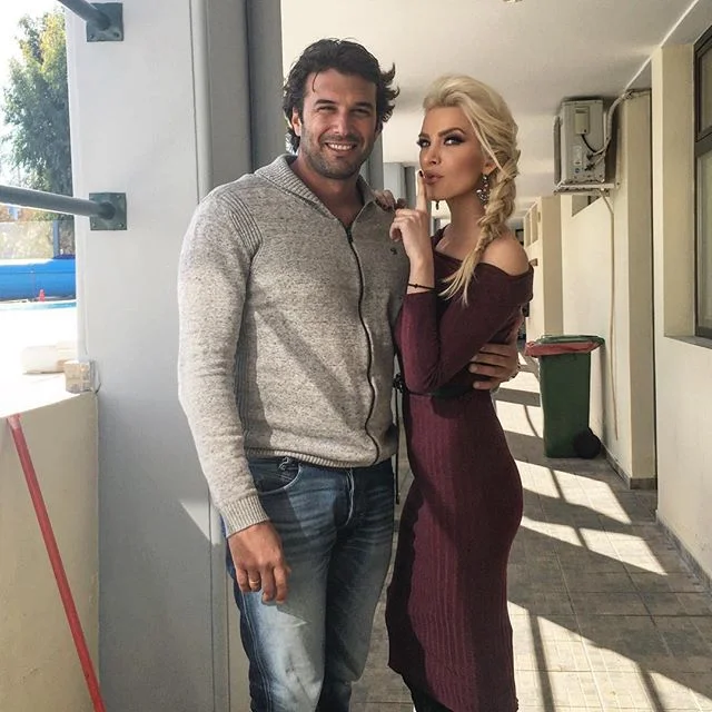 Το trendy look της Κατερίνας Καινούργιου που εντυπωσίασε!
