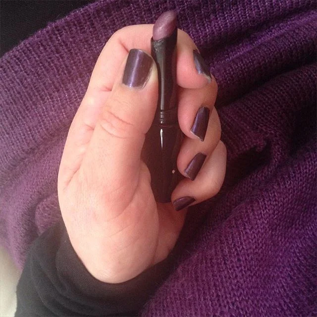 #Purple #love!! #nails#nailpolish#polish#lipstick#beauty#knitwear#knit#look#lookoftheday#ootd#instastyle#style#blogger#vickysstylecom#fashion#fashionista#streetstyle#sephora