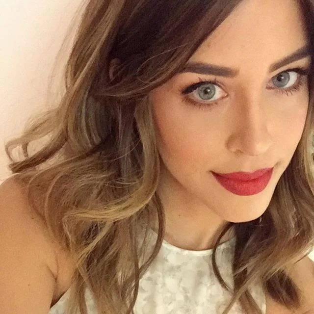 Το εντυπωσιακό girly fancy look της Demy στα “Καλημερούδια”!  