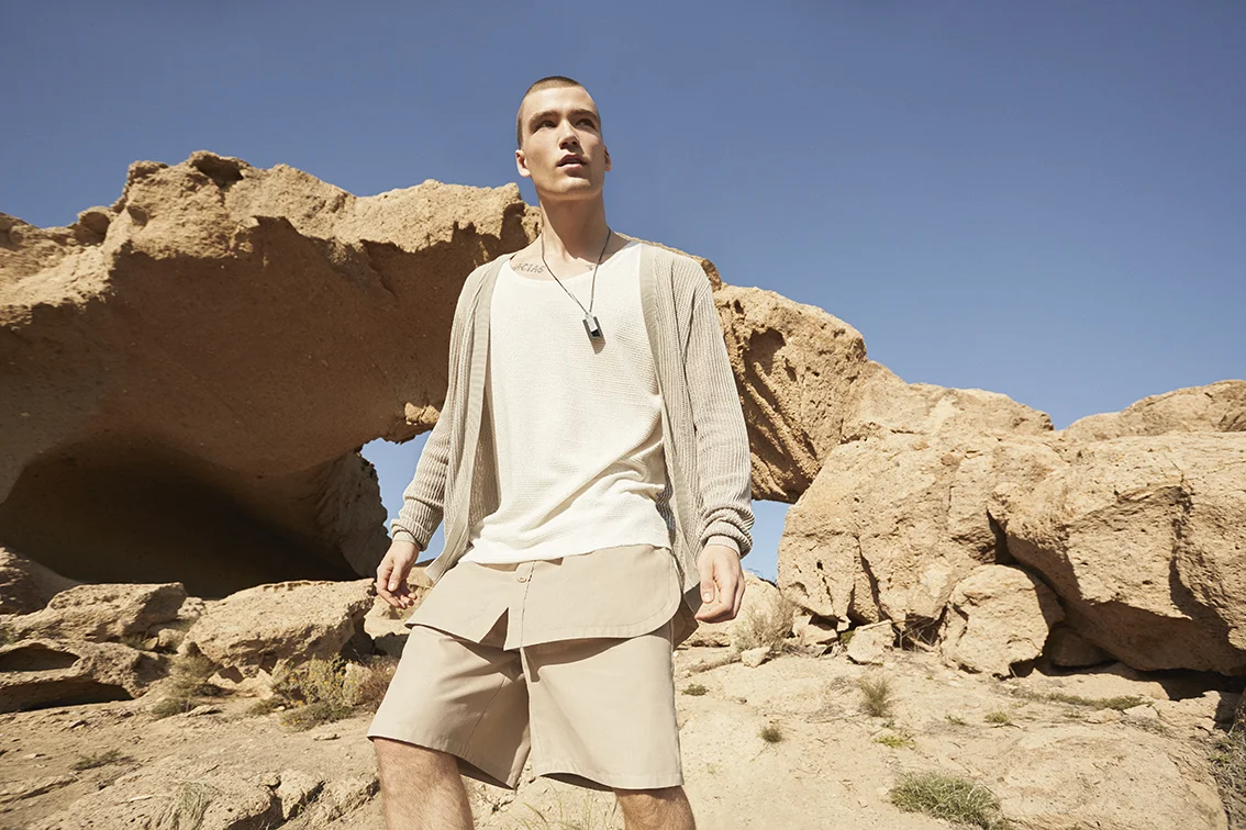 WHITE CAPSULE - Bershka Man (1).jpg