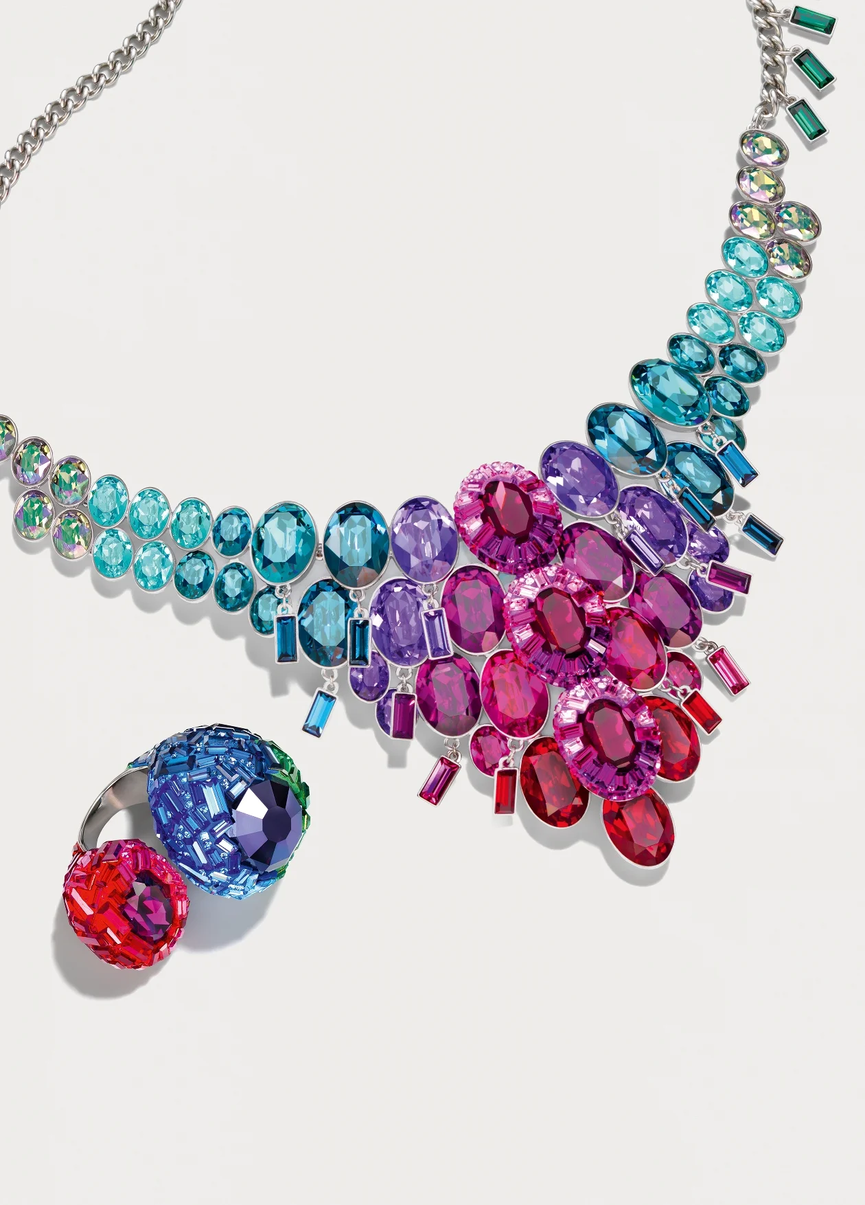 Η SWAROVSKI παρουσιάζει τη νέα συλλογή  SEA OF SPARKLE με τις υπέροχες αποχρώσεις του βυθού για τη σεζόν Άνοιξη/Καλοκαίρι 2016