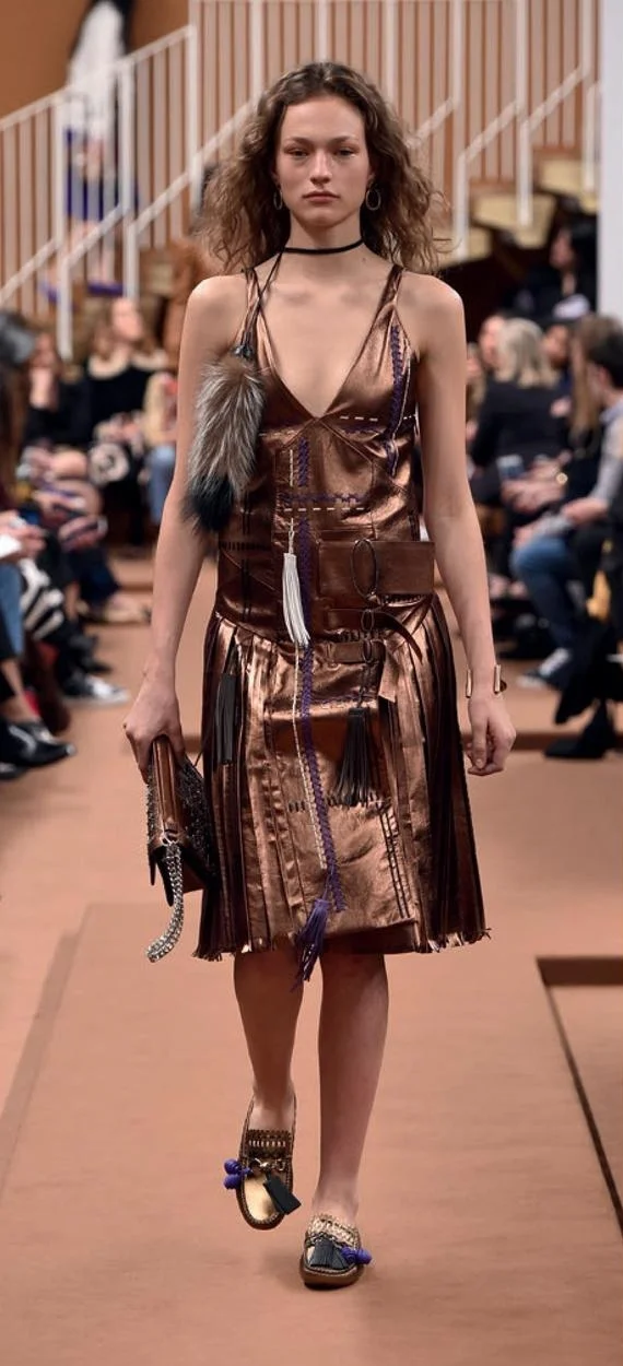 Η θηλυκή πλευρά της σύγχρονης γυναίκας μέσα από την νέαα συλλογή Tods για το Φθινόπωρο/Χειμώνα 2016-2017