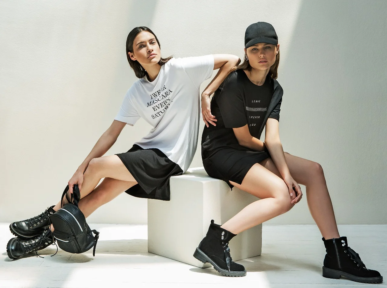 stradivarius 18_000742ret (1280x951).jpg