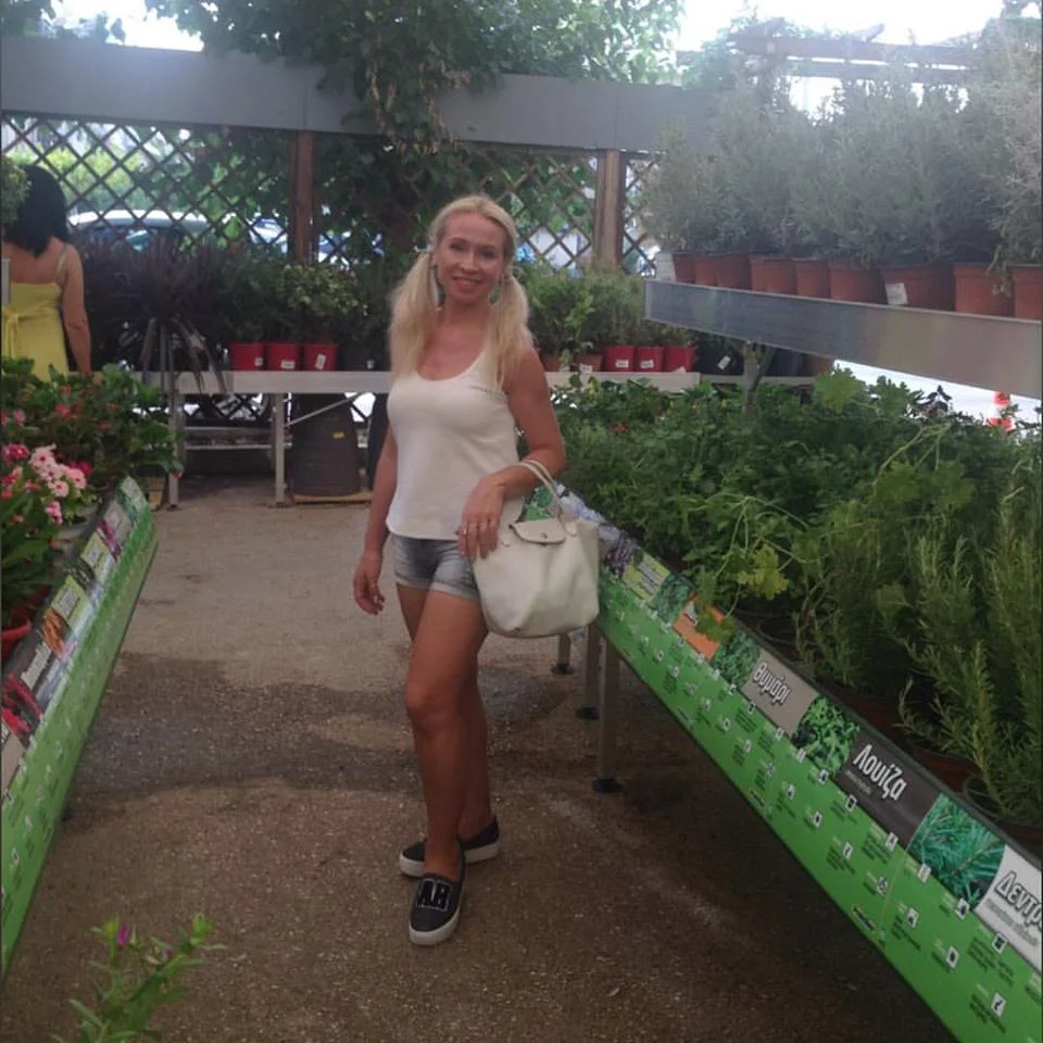 Gardening... casual#dress#denim#shorts#mylook#look#mystyle#style#blogger#vickysstylecom#