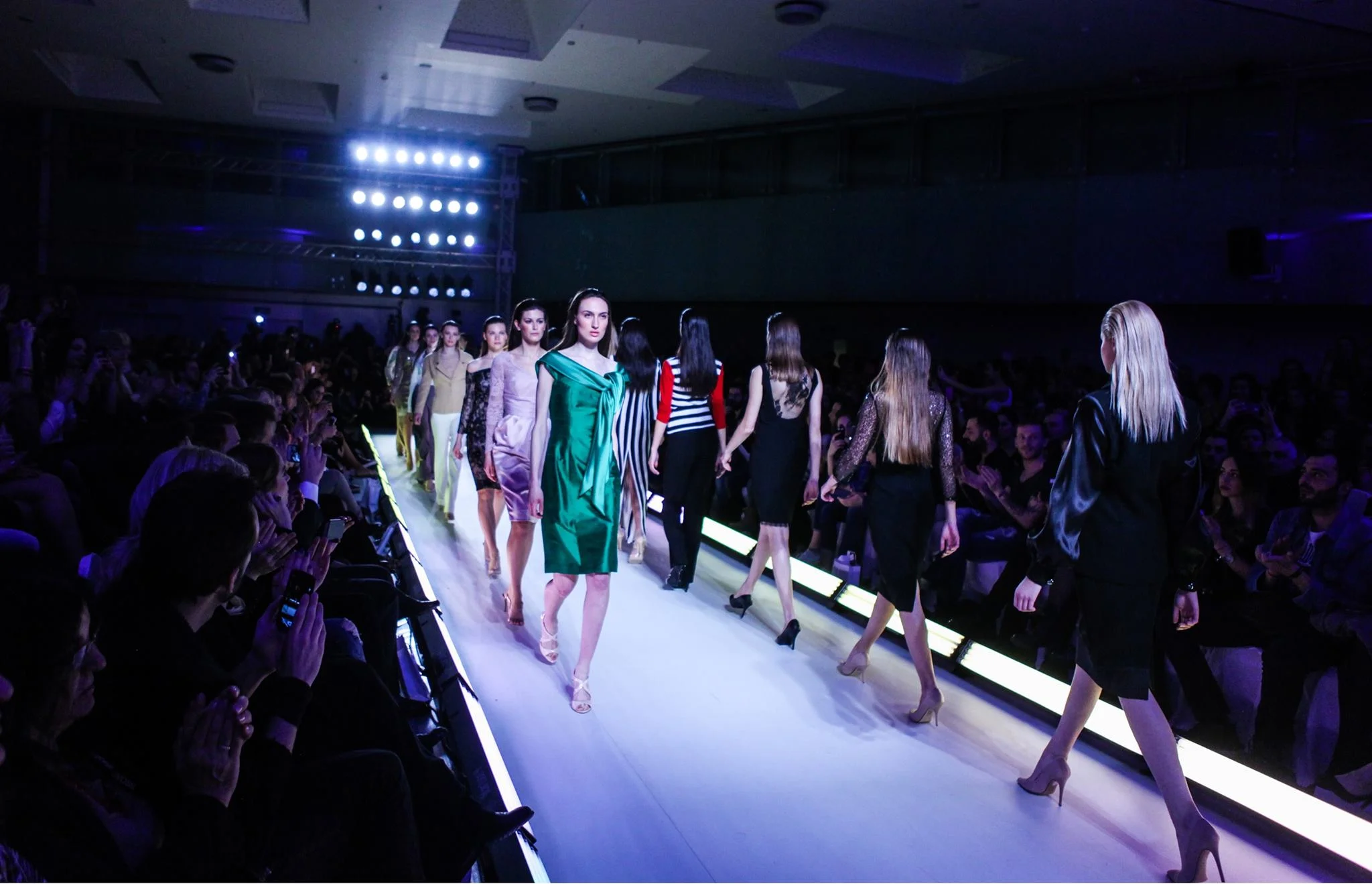 Μία ξεχωριστή Εβδομάδα Μόδας της Αθήνας AXDW έρχεται  με την επετειακή 20η Διοργάνωση της από τις 21 έως τις 24 Οκτωβρίου 2016