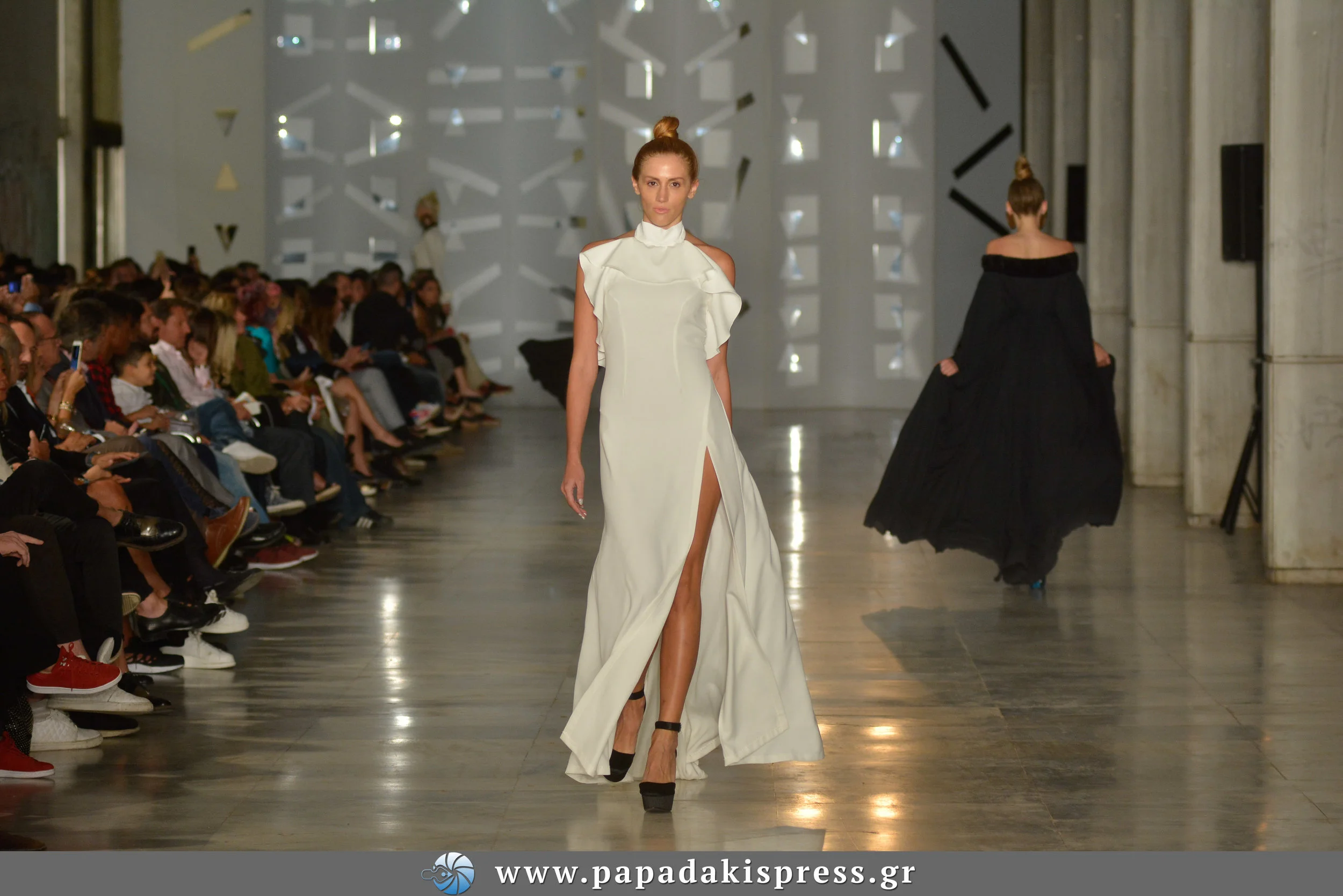 Το πρώτο λαμπερό fashion show Νέων Σχεδιαστών ΝGFL αφιερωμένο στην Κιβωτού του Κόσμου στέφθηκε με επιτυχία!