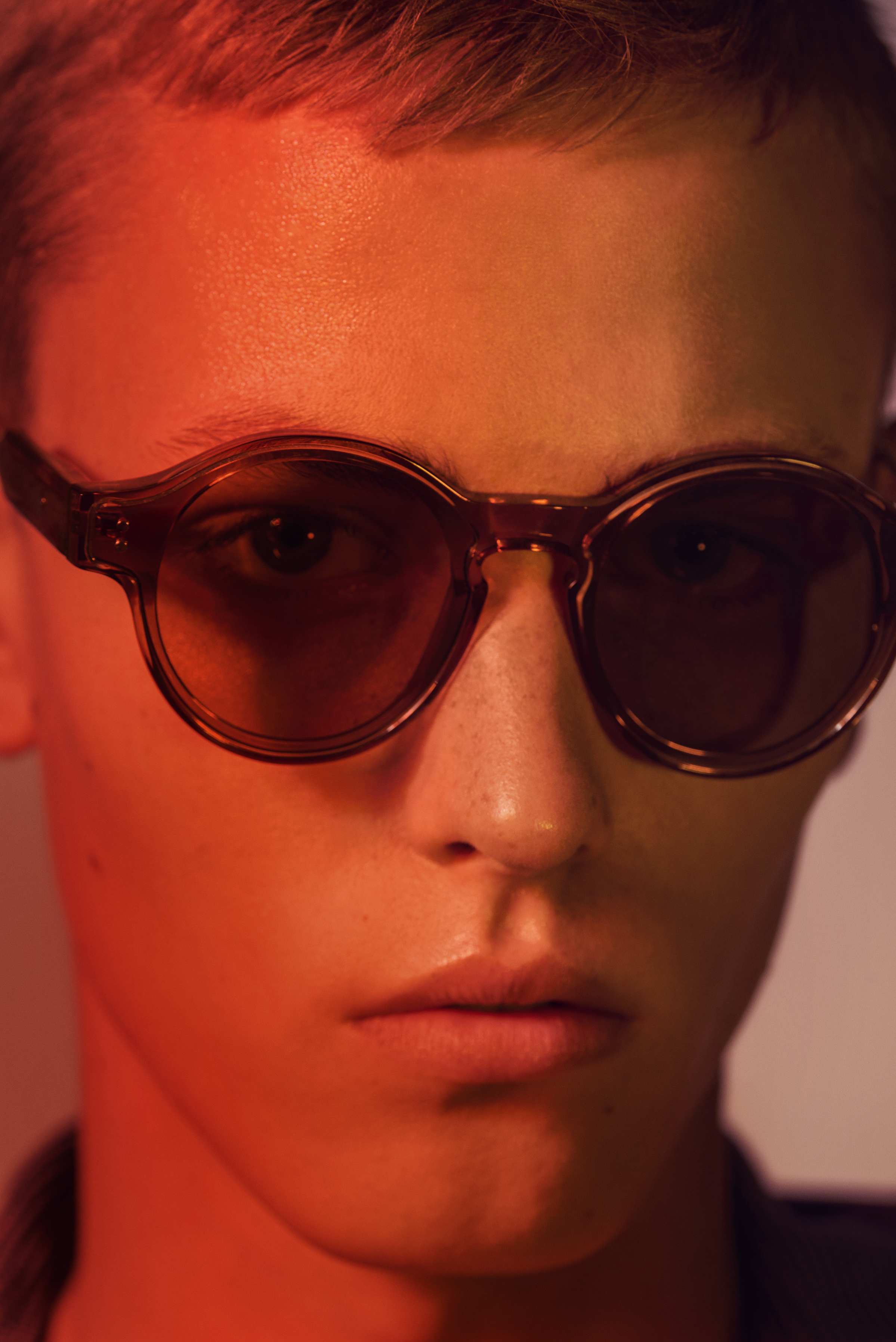 LR1131_EP_KALEOS_EYEWEAR_Untitled Session112879_F3.jpg