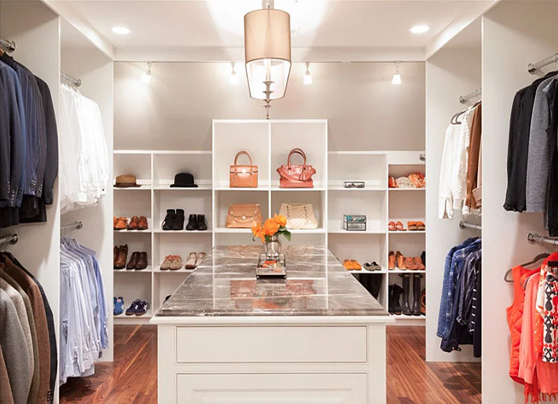walk-in-closet.jpg