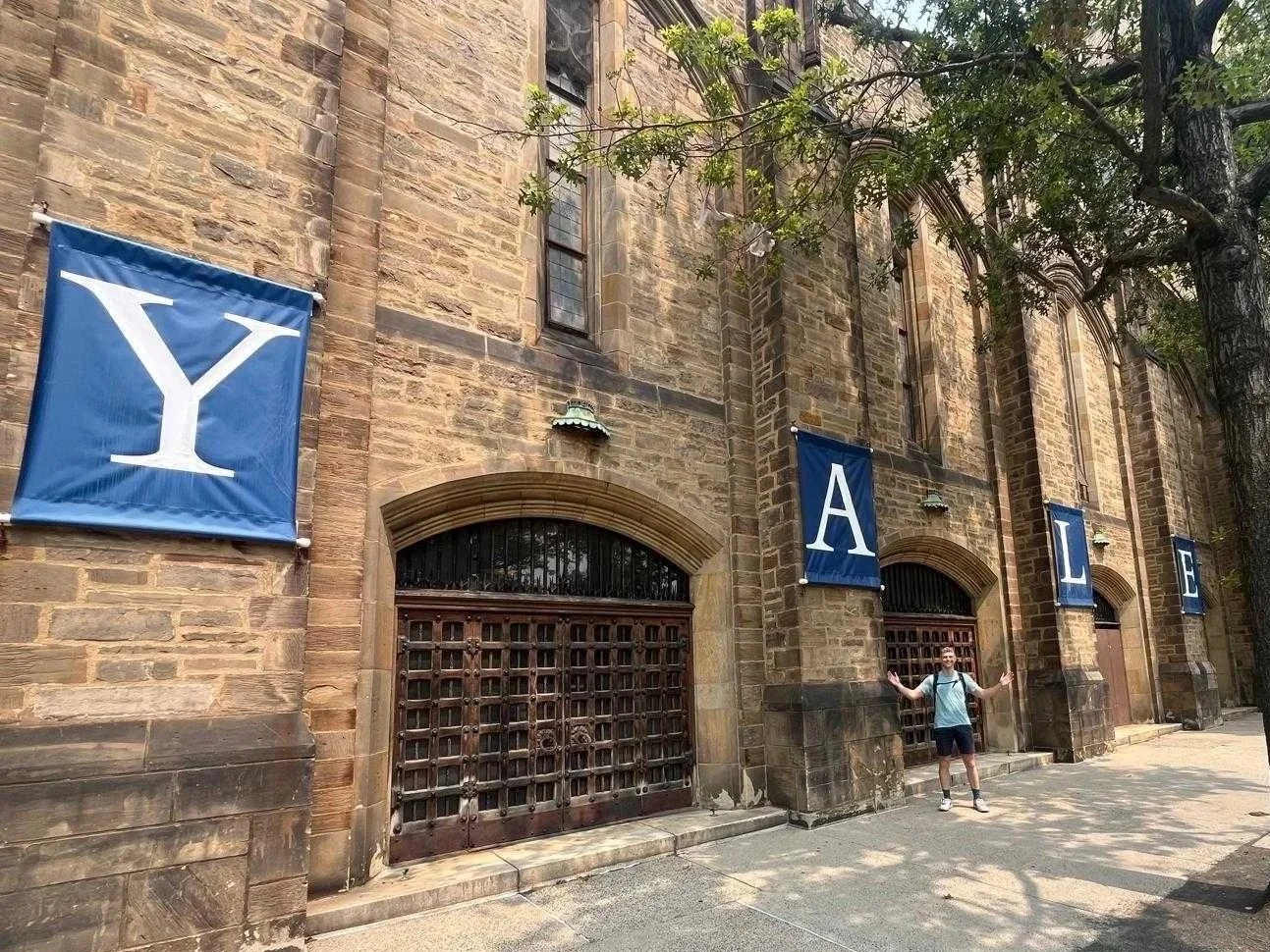 Alistair arrives at Yale University (Aug. 25)