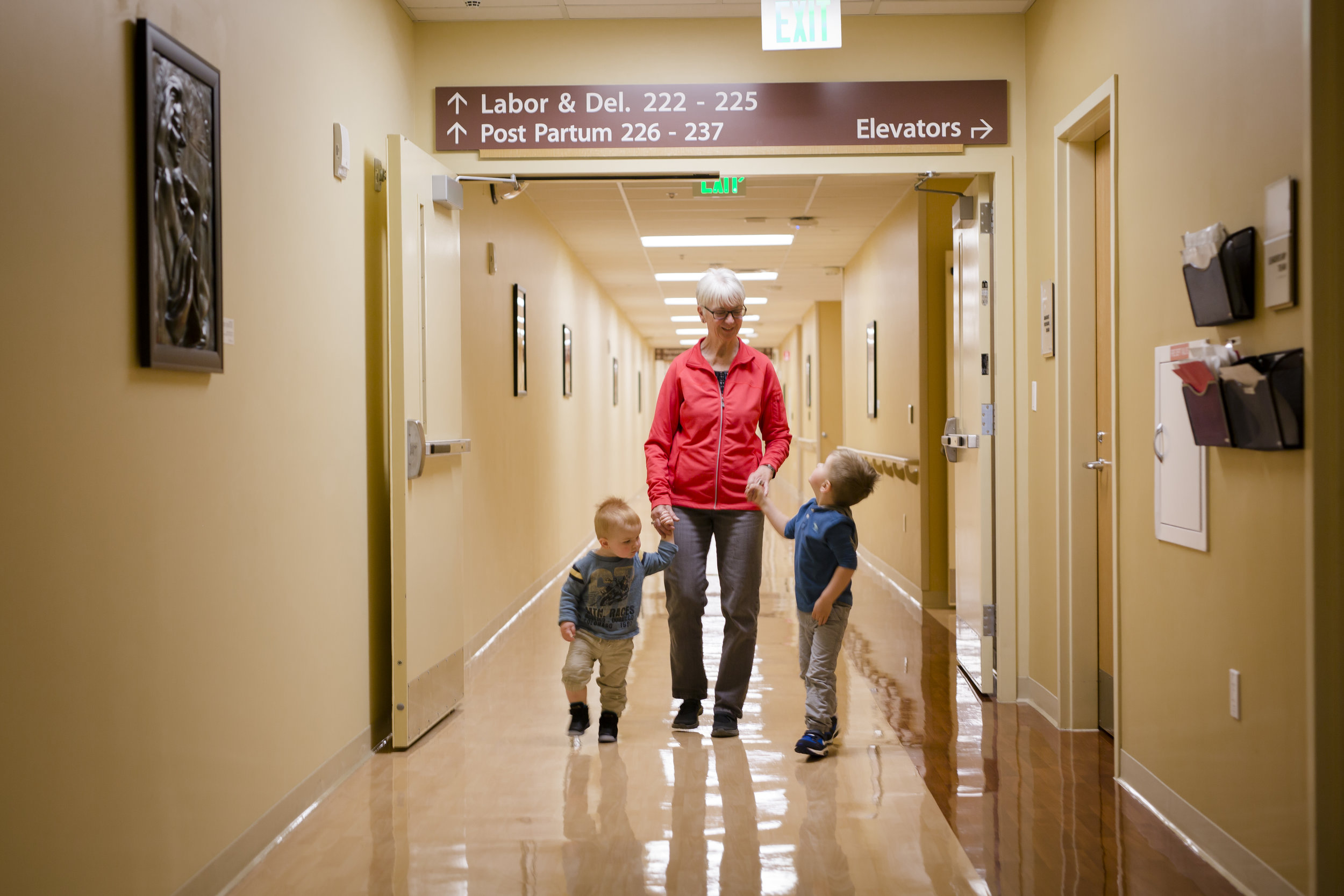 Weslyn Newborn Hospital 1_69.JPG