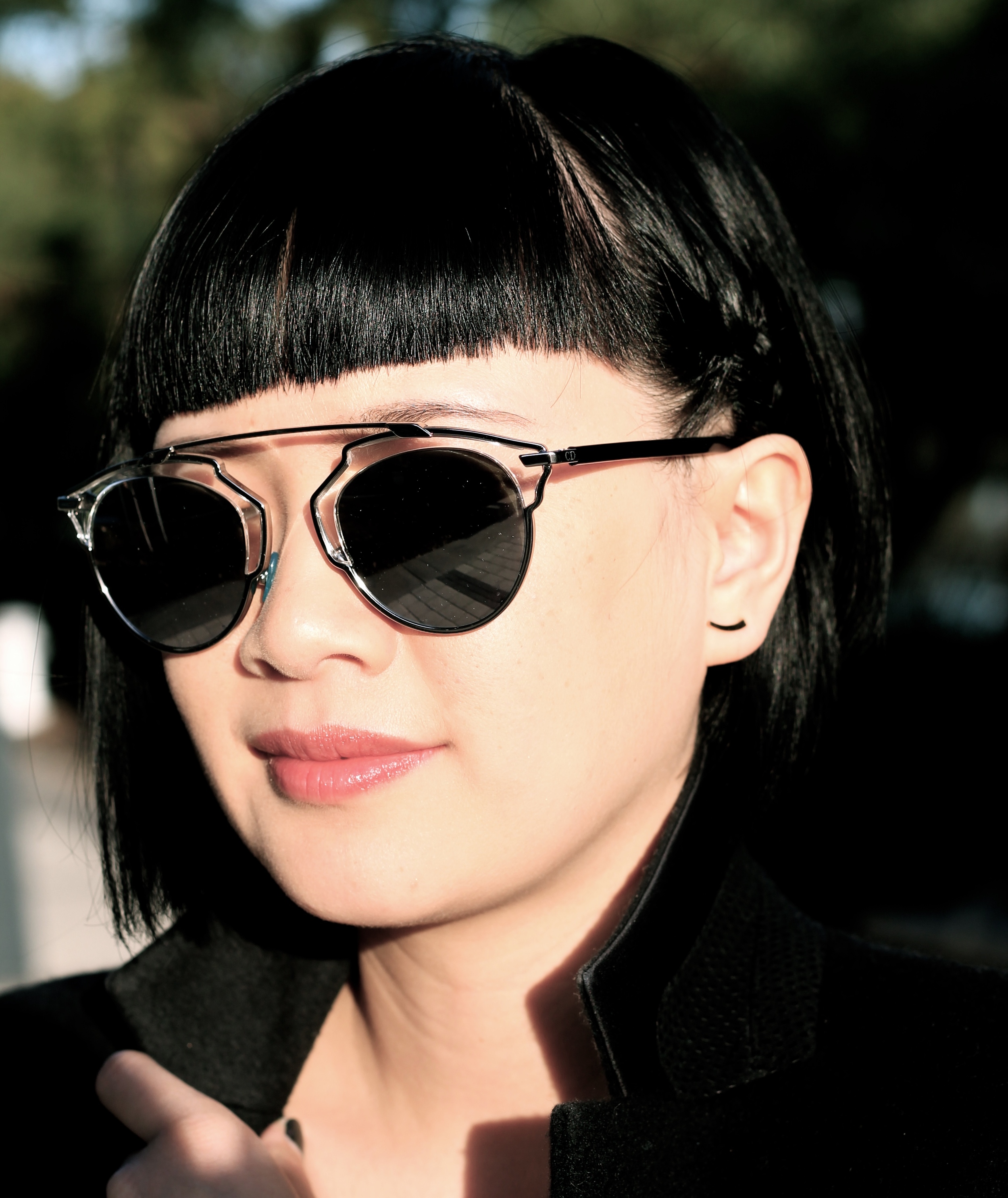Svelte Metals earrings, Dior sunglasses