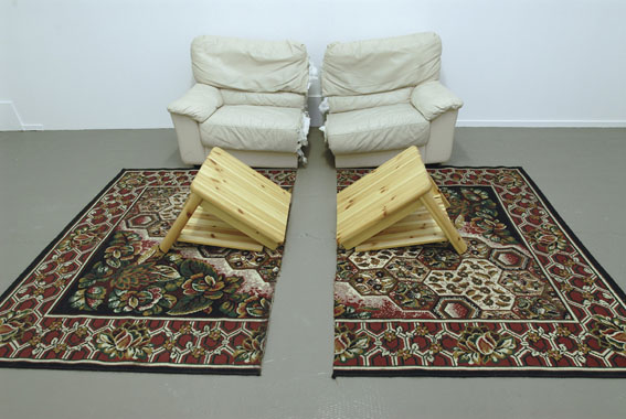 Pierre Ardouvin, Le Salon, présenté à l'exposition " I'll Be Your Mirror ".