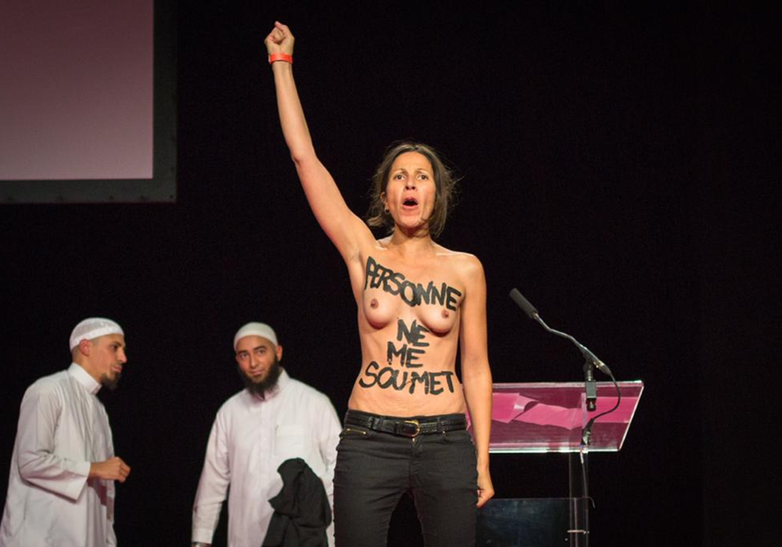 Ce n'est pas la guerre qu'il faut déclarer, c'est le combat pour la liberté.