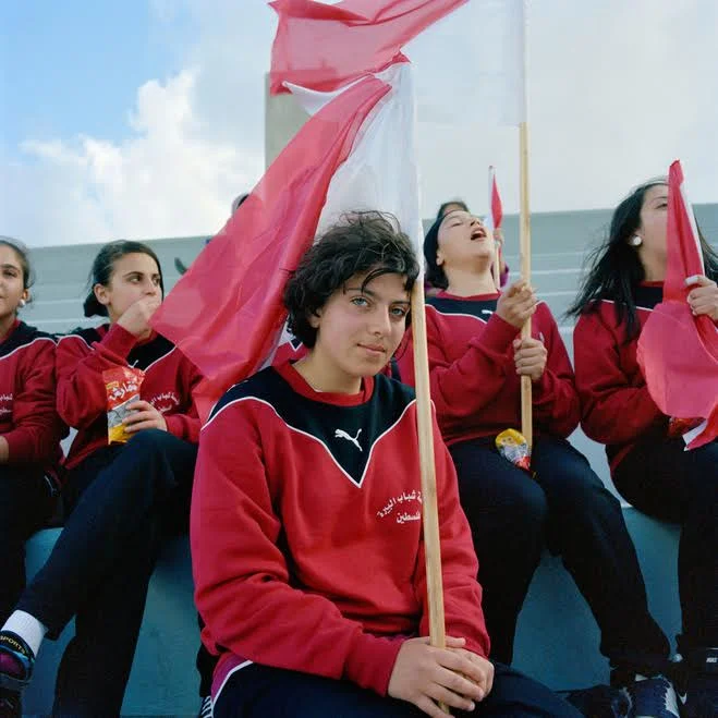 Amélie Debray, Spectatrices du stade Al­Bireh de Ramallah, Palestine, 2011 © Amélie Debray,&nbsp;Courtesy Galerie du Jour Agnès b, Paris
