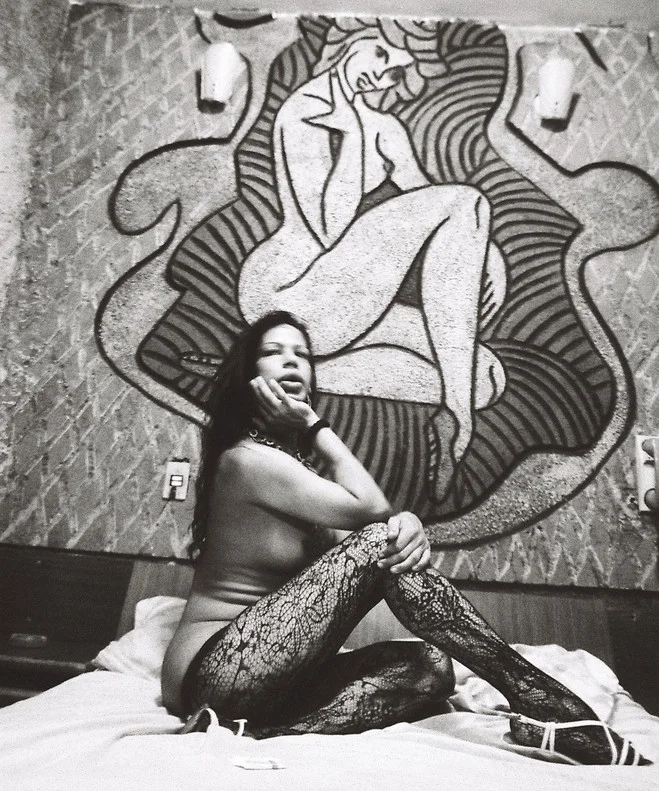 Iris Della Rocca, sans titre, Rio, Lapa, 2013  Tirage argentique sur papier baryte —&nbsp; Edition de 5 Courtesy of the artist &amp; Maëlle Galerie, Paris