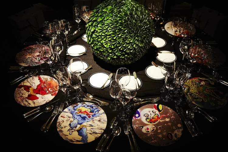Quand Makoto Azuma dresse la table de Takashi Murakami