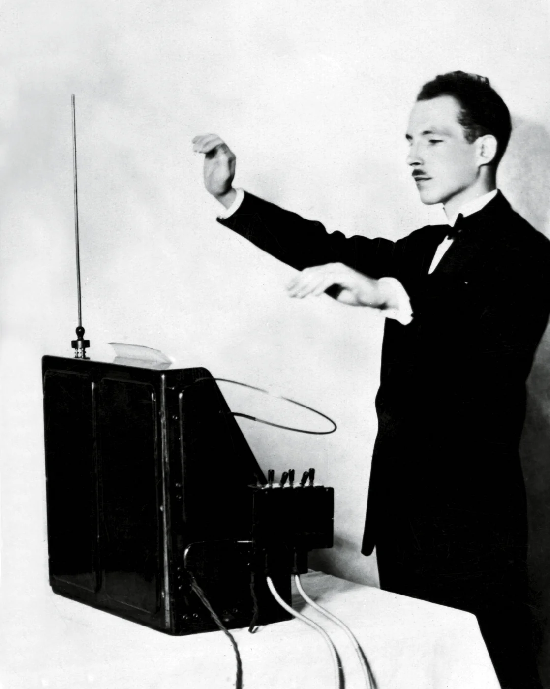 Thérémine mon avant-gardiste ami 