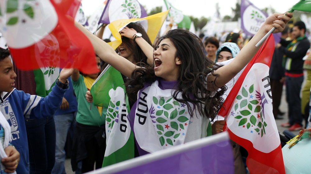 Le HDP, pro-kurde à l'origine, s'est ouvert à toute l'opposition démocratique à Recep Tayiip Erdogan, et est le principal opposant à sa vision autoritaire de la Turquie.