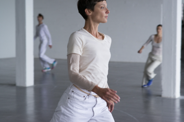 rehearsals for Work/Travail/Arbeid at WIELS, Brussels, August 2014 © Anne Van Aerschot
