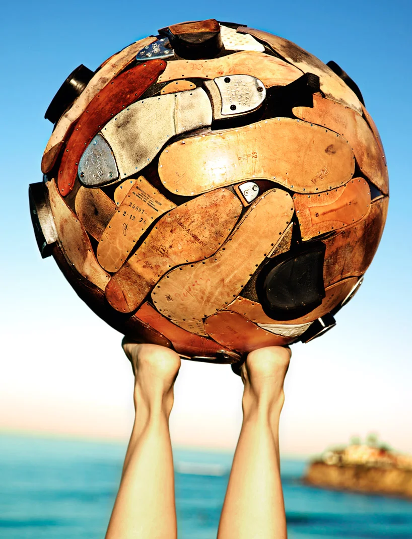 Ron Miniello : l'imagerie d'une Terre qui ne tourne pas rond