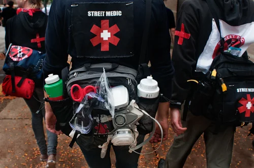 Témoignage d’une StreetMedic lors de la manif du 1er Mai 2016 
