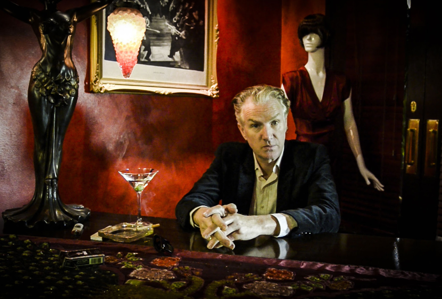 Mick Harvey refait rimer Gainsbarre en anglais