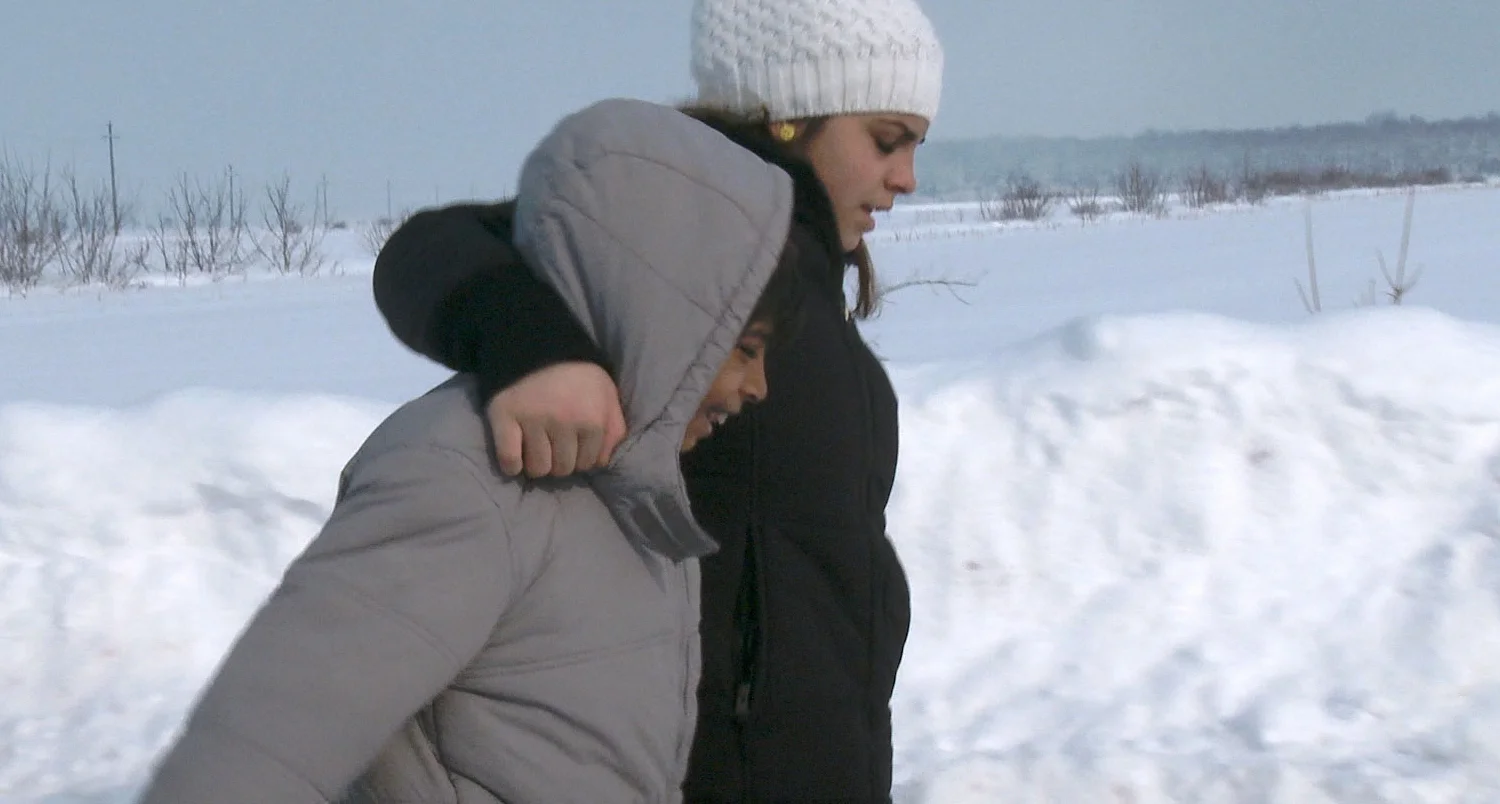 "Toto et ses soeurs": un documentaire roumain beau comme le cinéma