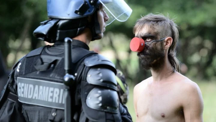 "La fin de votre mandat ne suffirait pas à éteindre ce que vous embraseriez à Notre-Dame-des-Landes"