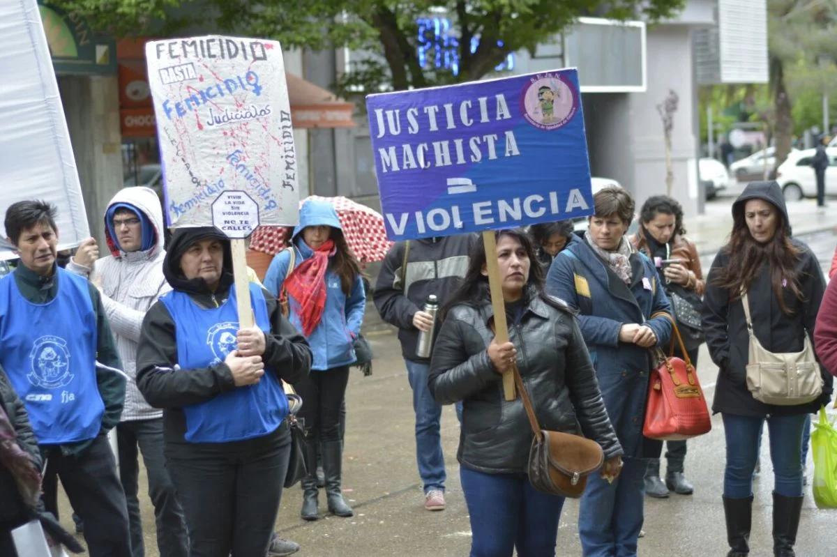 Hier, les femmes d'Argentine se sont mises en grève une heure contre la violence machiste