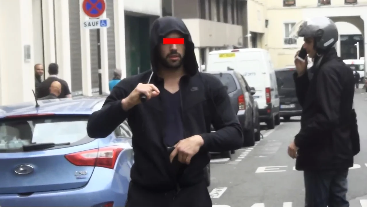 Quand la police essaie de faire sa loi, et pourquoi la démocratie l'interdit (vidéo)
