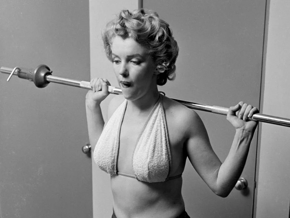 Marilyn is a bad bad girl, even naughty ! 