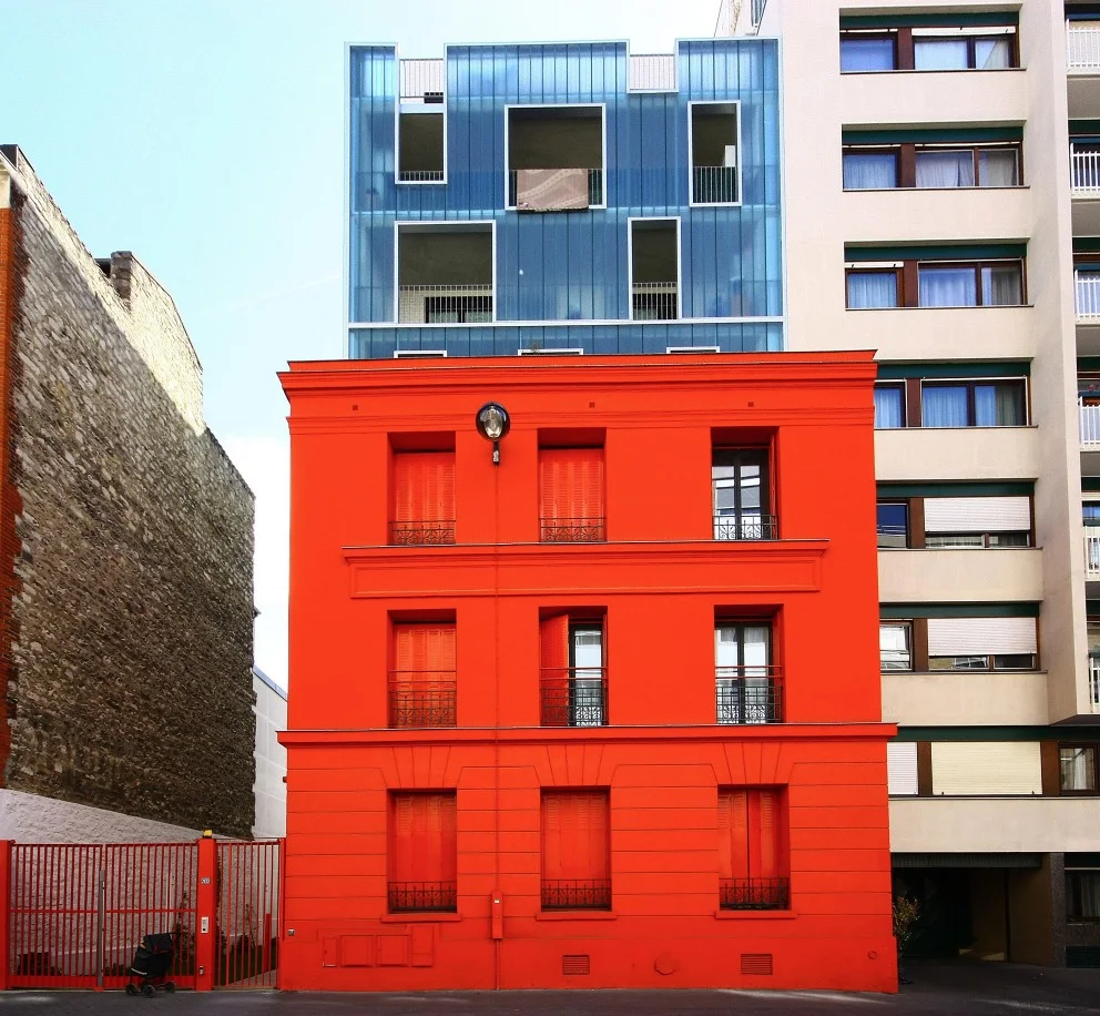 De loin, j'aime bien mon voisin … 