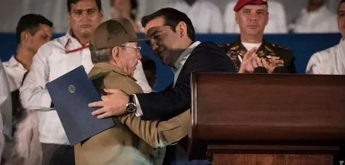 Athènes est un volcan ! La lettre cinglante de Mikis Theodorakis à Alexis Tsipras "le cubain"