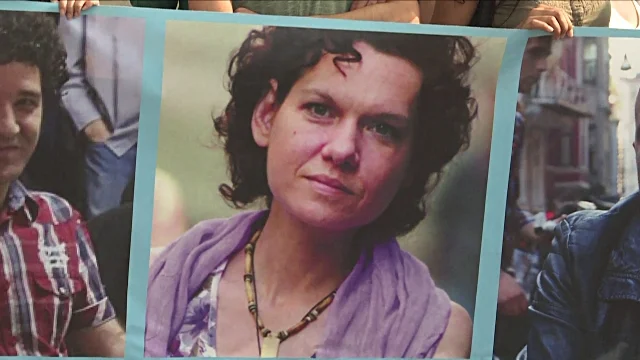 Asli Erdogan, "Je t’interpelle dans la nuit"