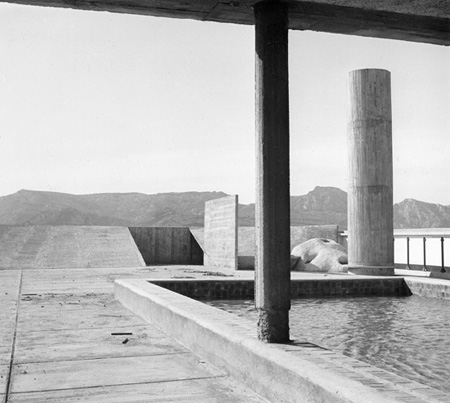 Lucien Hervé a pensé l'archi en photo - et bien! 