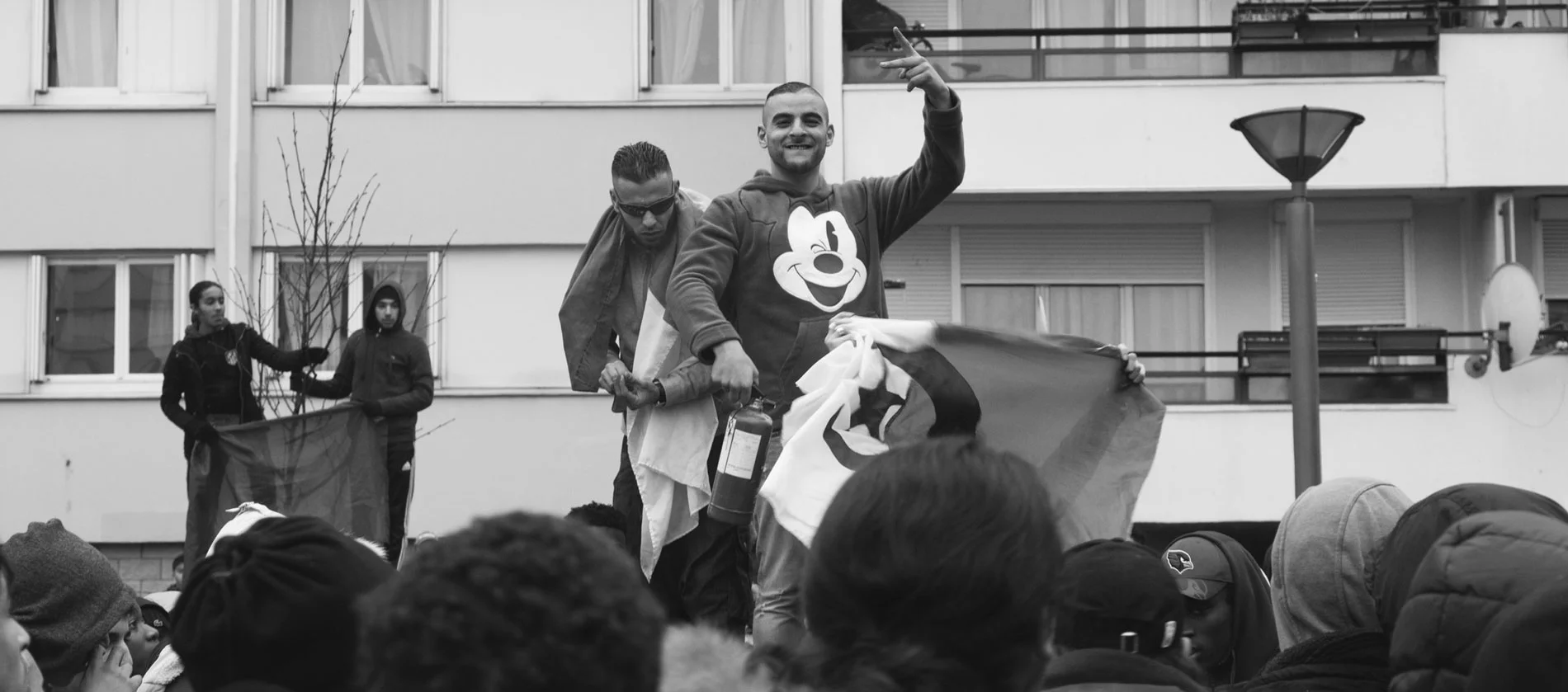 La banlieue est le futur du monde trans-moderne. Apprenons à l'aimer ! par Christian Perrot